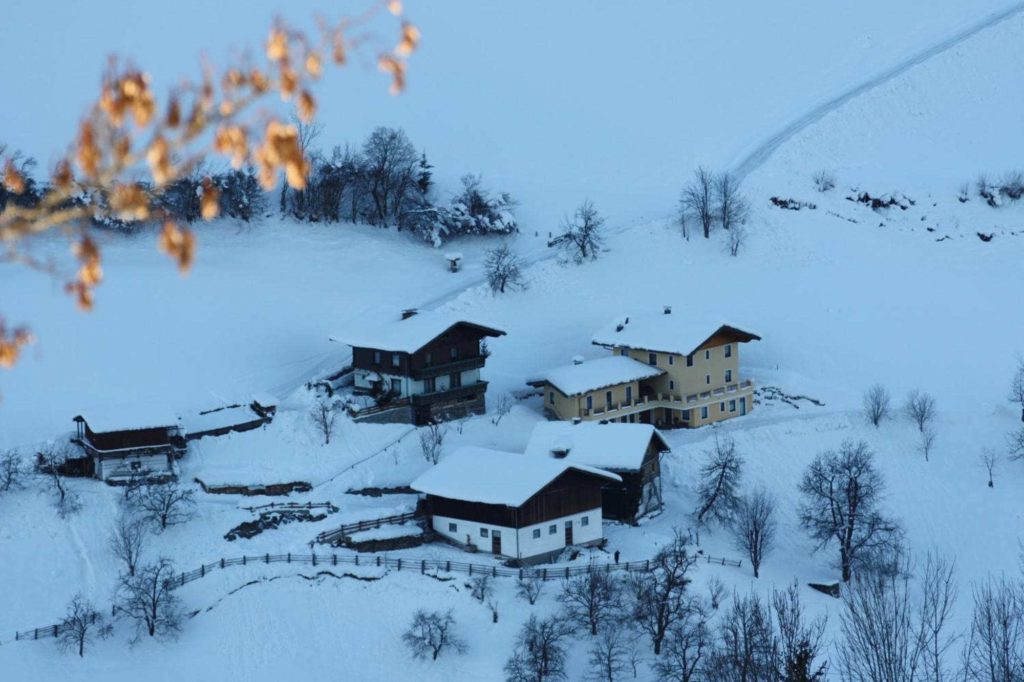 Holzlehenhof Apartment Sankt Johann im Pongau Bagian luar foto