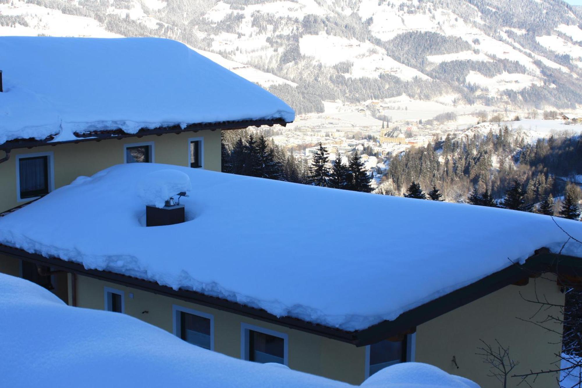 Holzlehenhof Apartment Sankt Johann im Pongau Bagian luar foto