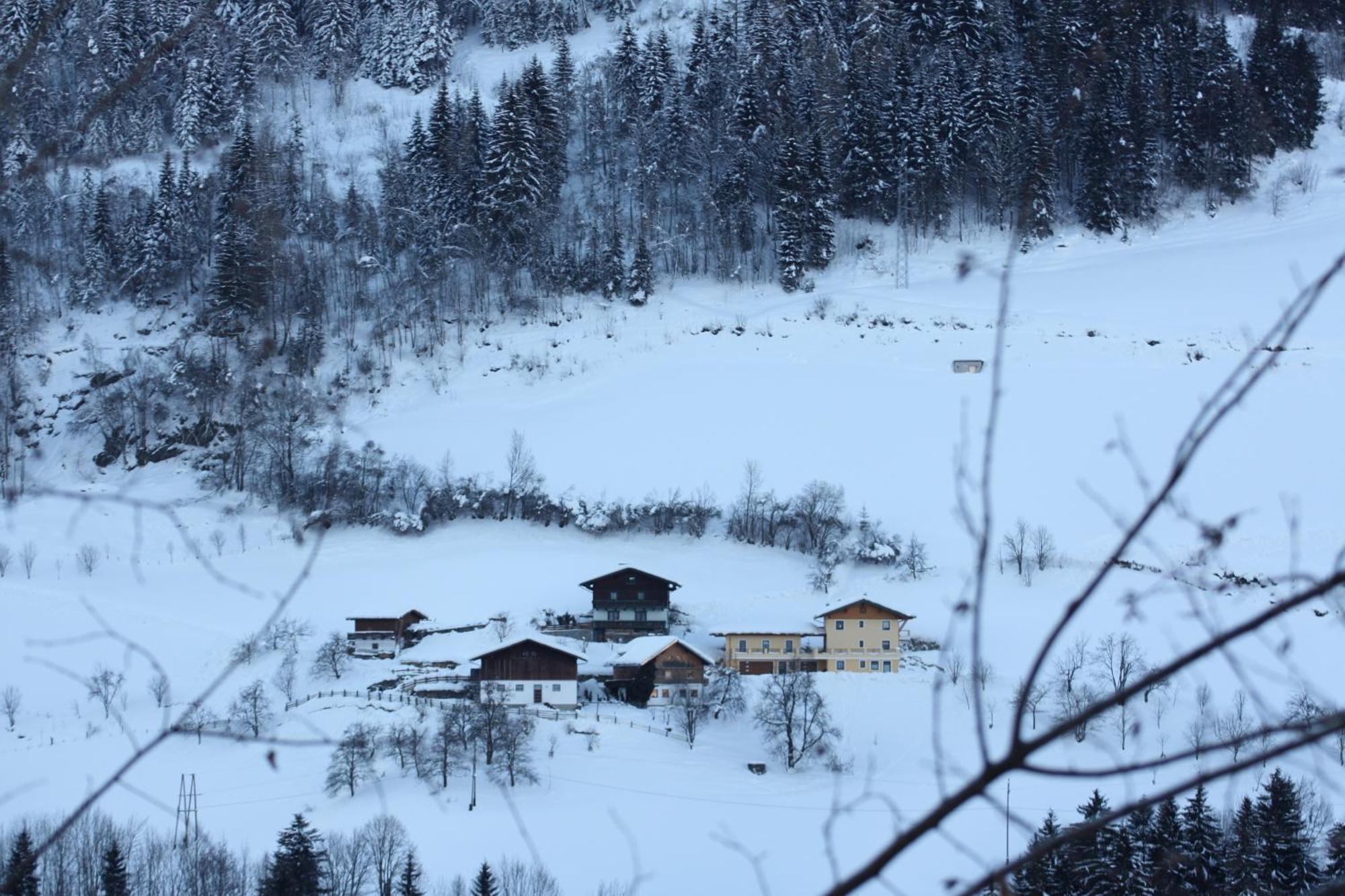 Holzlehenhof Apartment Sankt Johann im Pongau Bagian luar foto